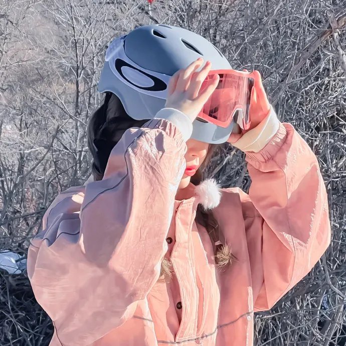 最近，妹妹的样子有点怪